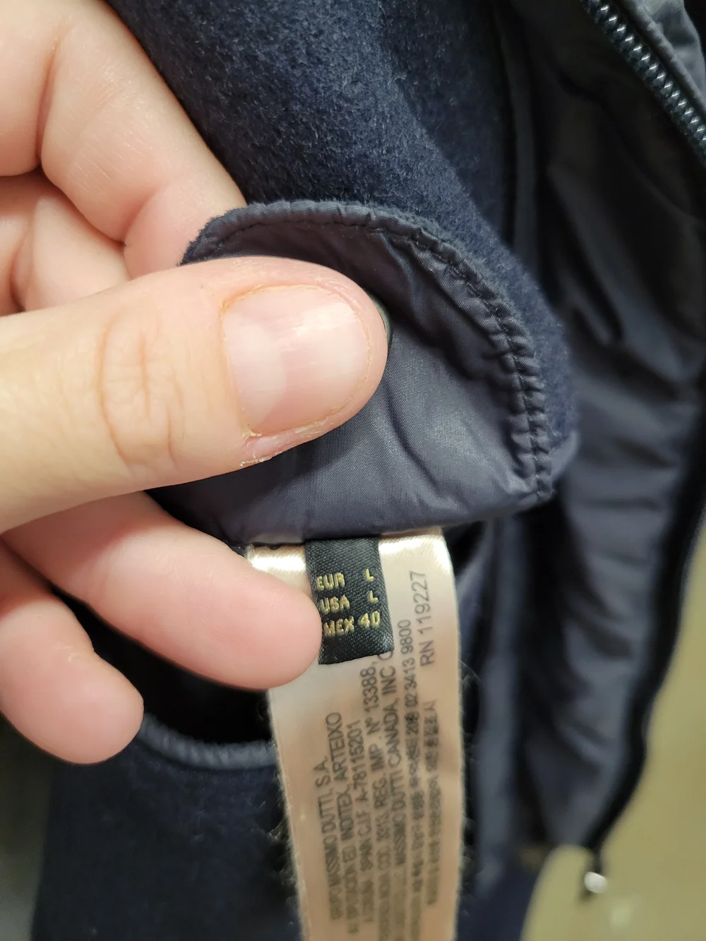 Massimo Dutti 2-in-1 wool jacket featuring a built-in, quilted puffer bib